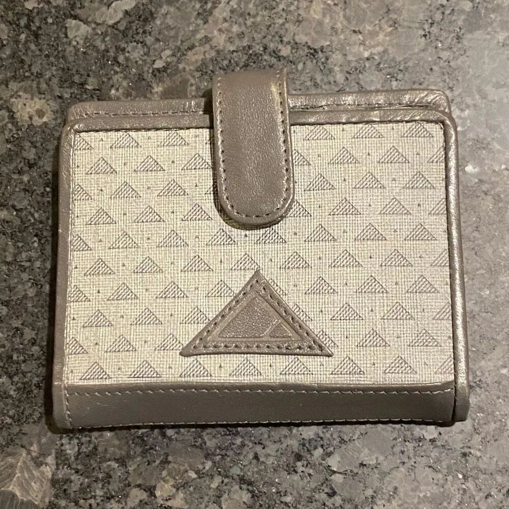 Liz Claiborne Vintage Logo Smooth Wallet Card Holder Mini1988